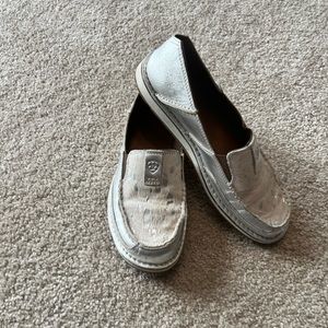 Ariat crusiers size 9
